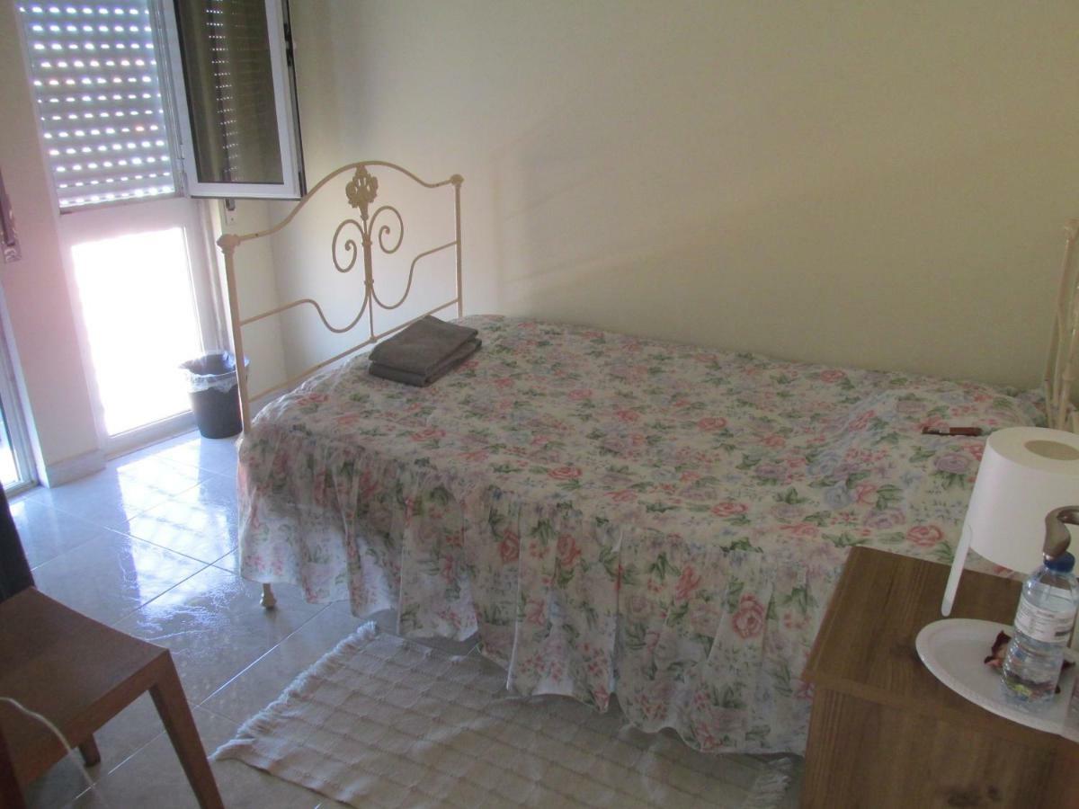 Homestay Marialva Park Seixal  Exterior photo